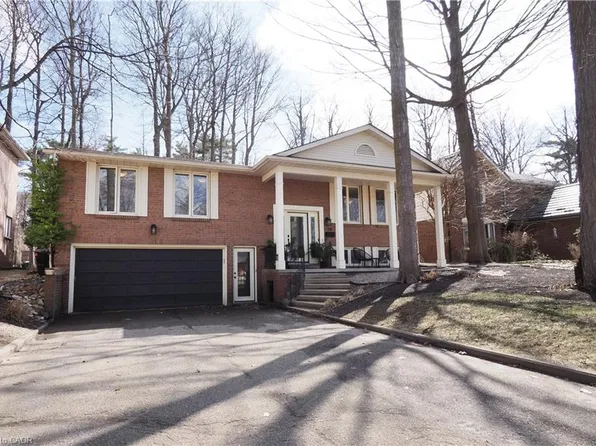 24 Primrose Path, Kitchener, ON N2E 2R2