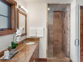 519 W Main St, Aspen, CO