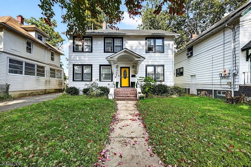 1st image of 18 Randolph Rd