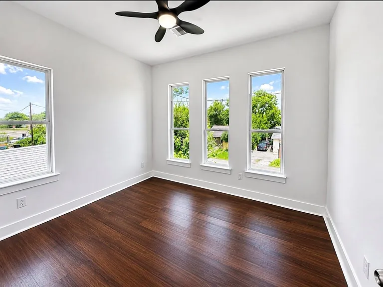 7938 Angus St — Photo 12