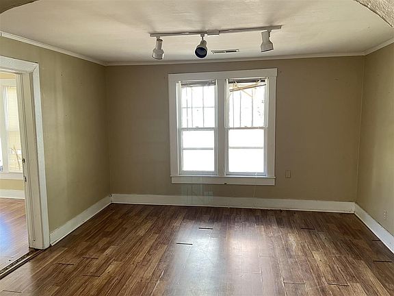 2nd image of 3794 Marion Ave