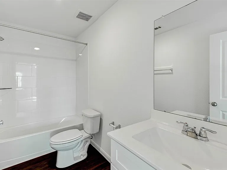 25821 Hedgerow Dr — Photo 33