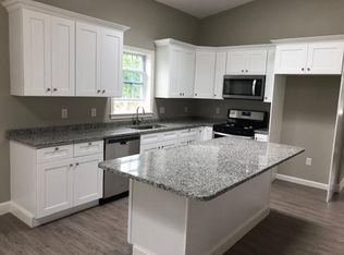 53 Peabody St, Middleton, MA 01949