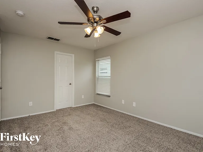 4635 Osceola Point Trl — Photo 9
