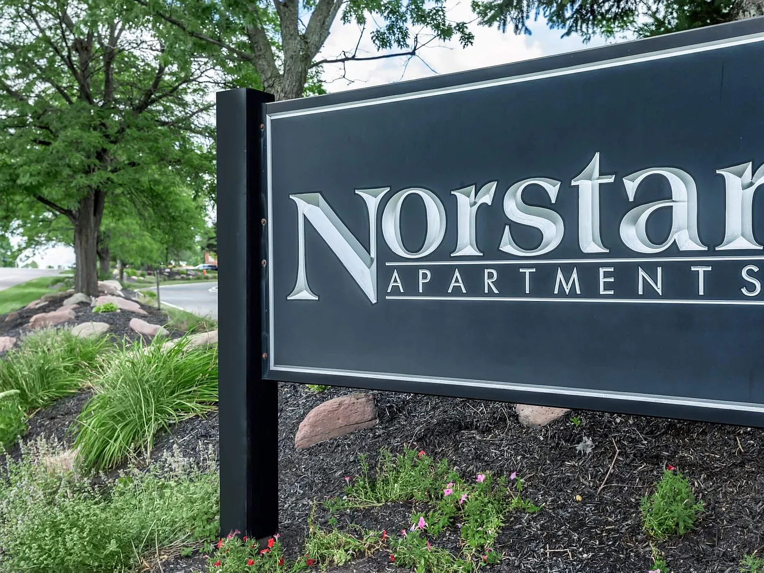 Norstar Apartments — Photo 2