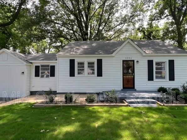 1201 Pera Dr, Memphis, TN 38127