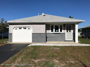 15 Kinsale St, Toms River, NJ 08757