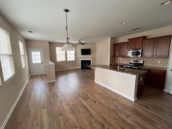 Open Floor Plan new flooring throughout and freshly painted