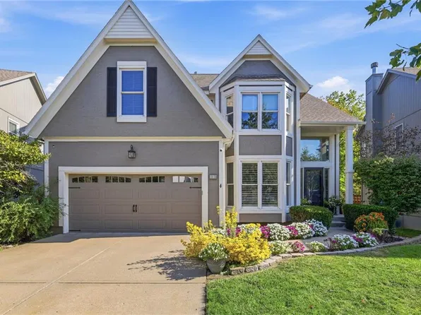12133 Craig St, Overland Park, KS 66213