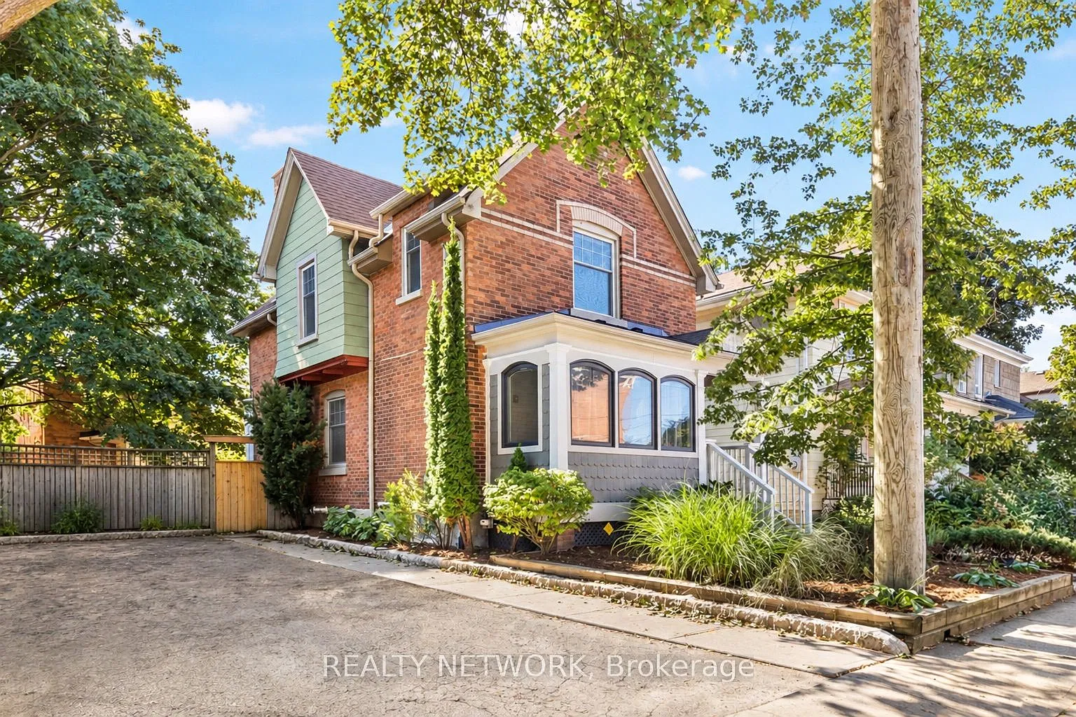 2 bed, $2,750 — Photo 1