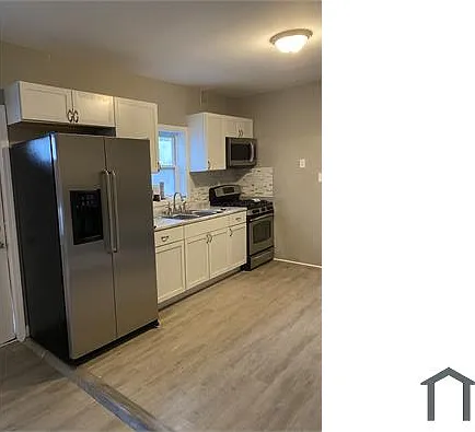 3 bed, 1000 sqft, $1,500 — Photo 1