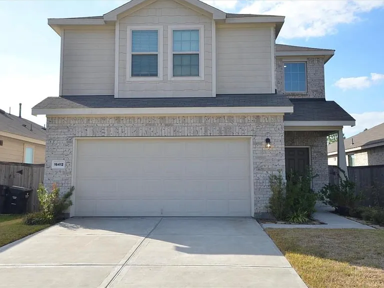 16412 Big Hickory Dr — Photo 1