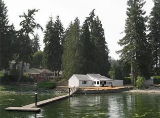 1440 Madrona Point Dr, Bremerton, WA 98312