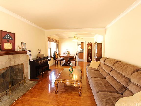 5th image of 710 Maple Ave
