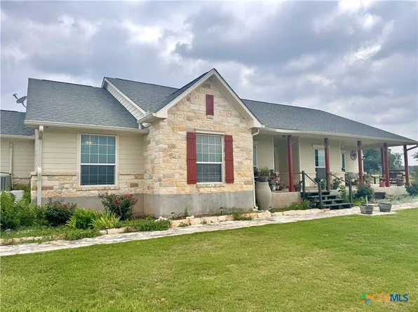 187 Tracks Trl, Center Point, TX 78010