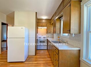 26 Berkshire Rd #2, Newtonville, MA 02460