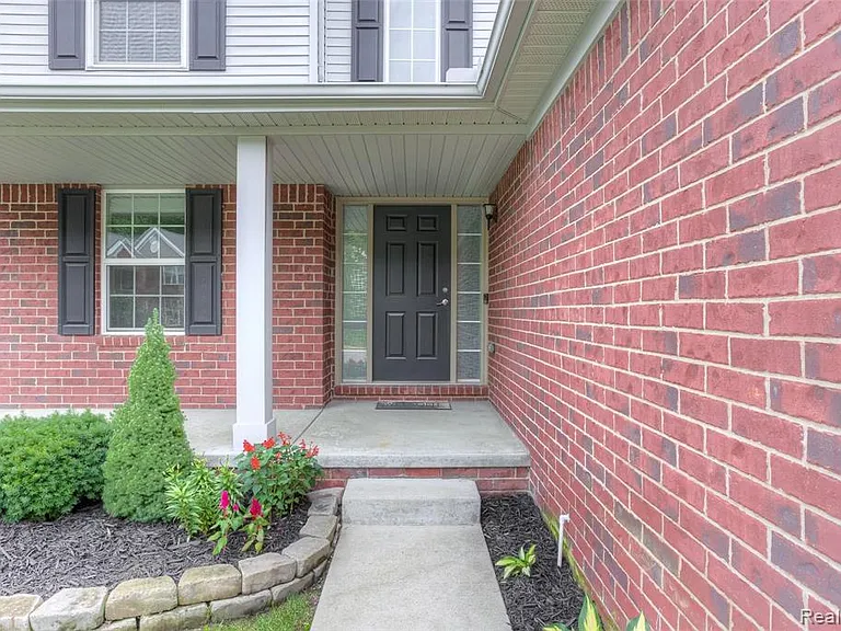 711 Cherry Stone Dr — Photo 4