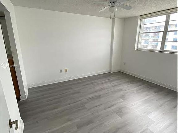 3rd image of 345 Ocean Dr APT 921