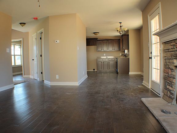 4th image of 3477 Bradfield Dr