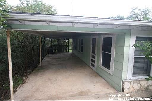 2nd image of 6968 County Road 271