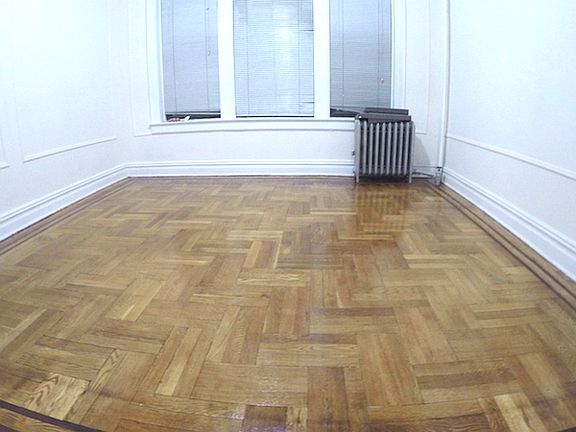 5th image of 2823 37th St APT 1F