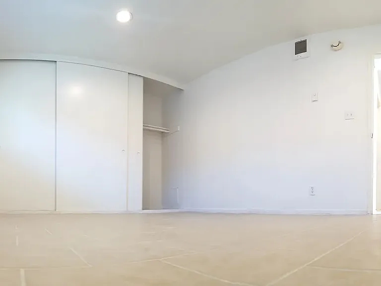 Cascade Pointe — Photo 23