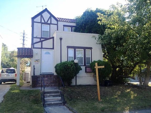 2nd image of 23202 Mentone Ave