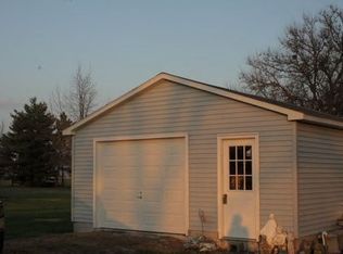 480 N Water St, Dalton City, IL 61925