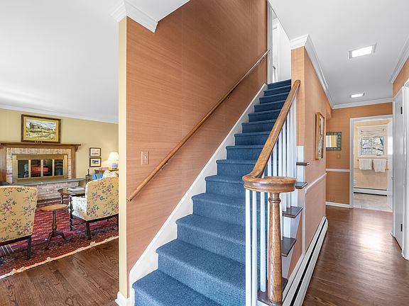 4th image of 677 Mawman Ave
