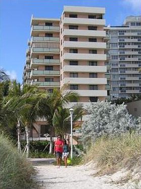 1st image of 1623 Collins Ave APT 412