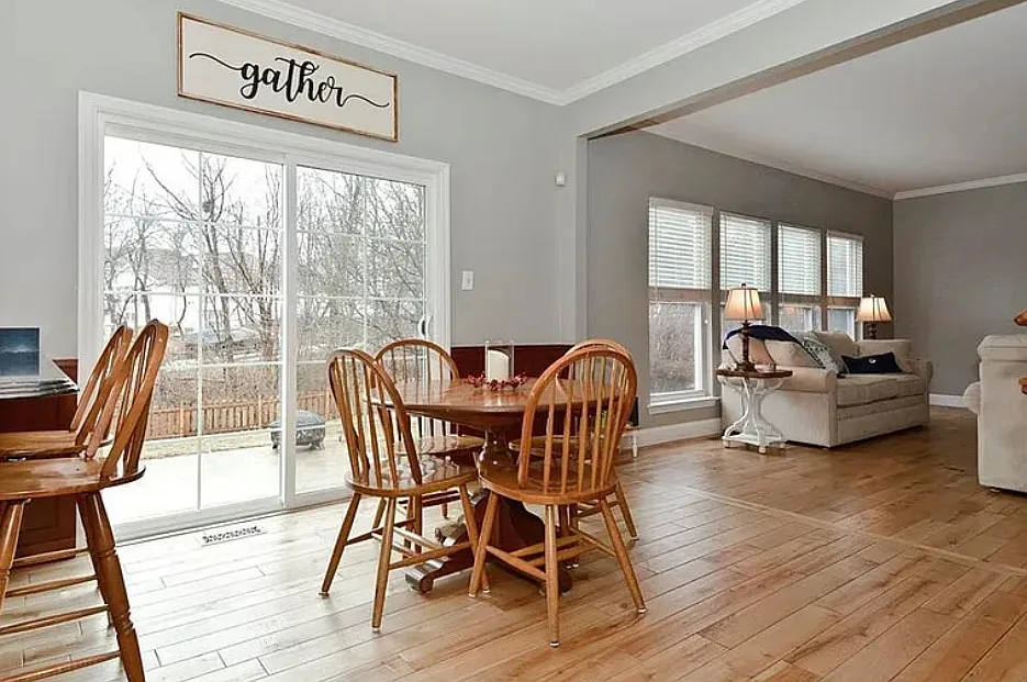 4 bed, 3136 sqft, $2,950 — Photo 4