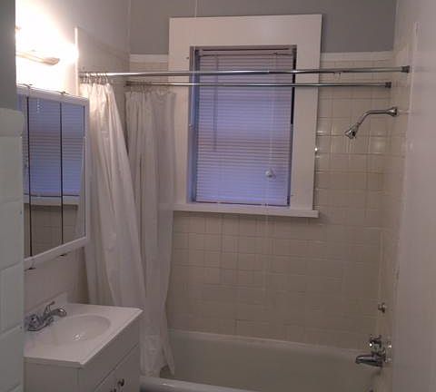 2nd image of 1124 Randolph St APT 1E