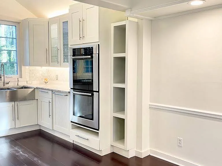 915 Woodlawn Dr NE — Photo 9