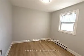 Building Photo 4