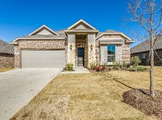 241 Buckskin Dr, Waxahachie, TX 75167