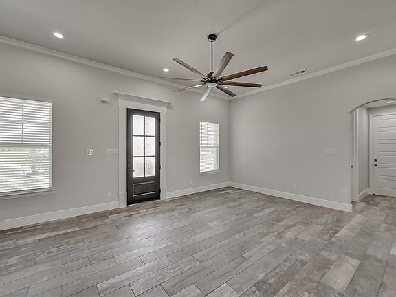2nd image of 6025 Dewberry Ln