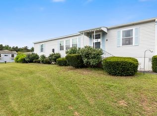 96 Pinehurst Dr, Plymouth, MA 02360