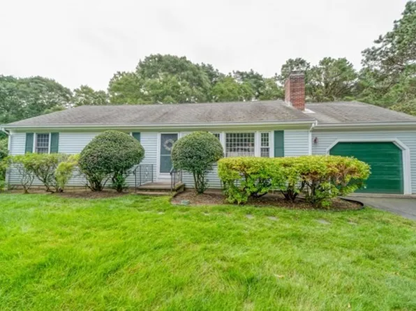 6 Jilma Dr, South Dennis, MA 02660