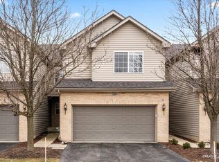 538 Madison Ln, Elgin, IL 60123