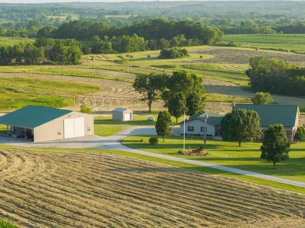 15807 Liv 312, Chillicothe, MO 64601