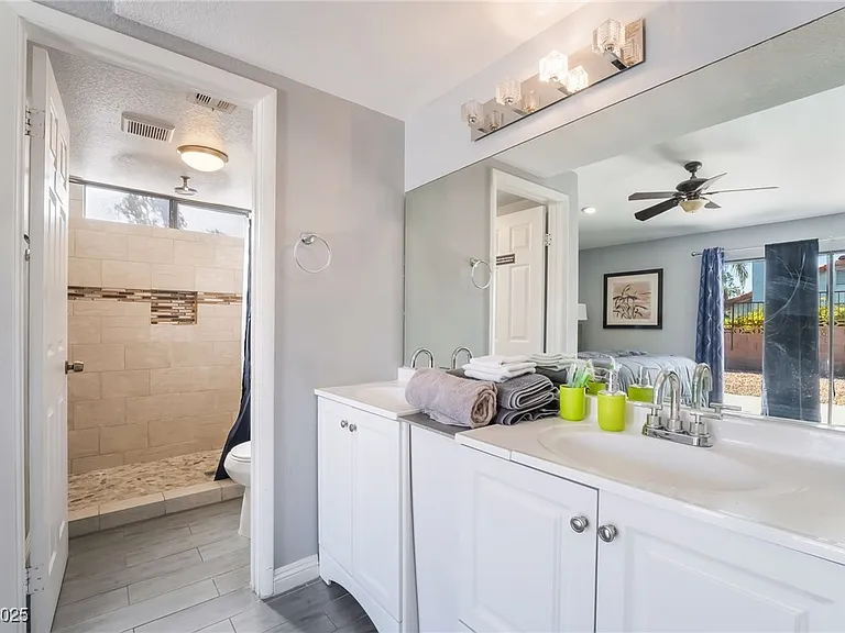 7076 Gunslinger St — Photo 21
