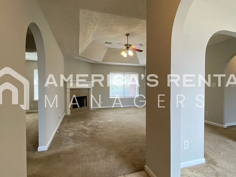 5773 Hammermill Loop — Photo 2