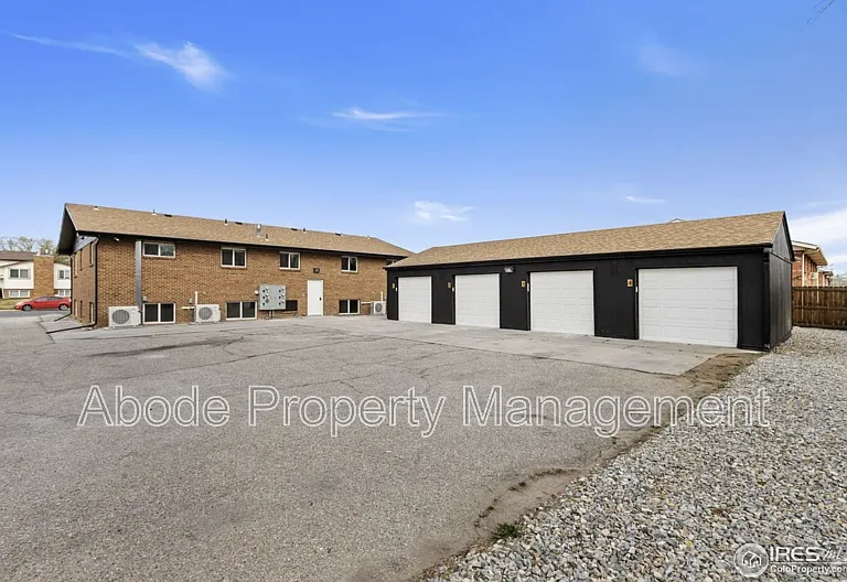 138 Glenda Dr #1 — Photo 9