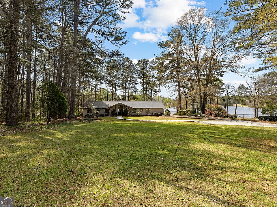 1st image of 2025 Castle Lake Dr