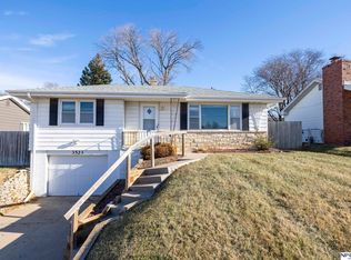 3523 S 50th St, Omaha, NE 68106