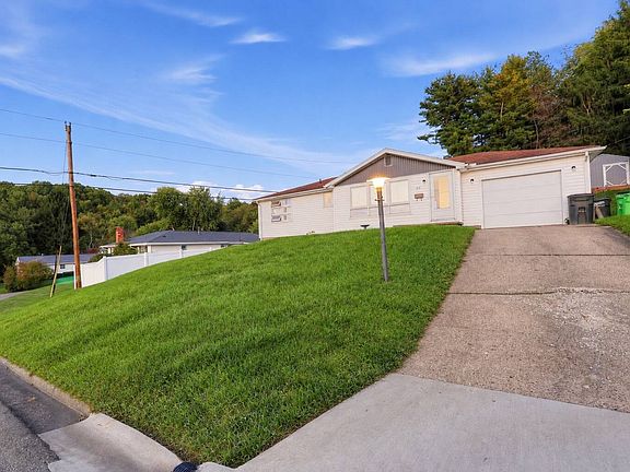 2nd image of 166 Valley View Dr