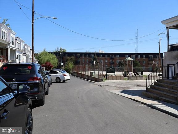 5th image of 45 Golf Rd