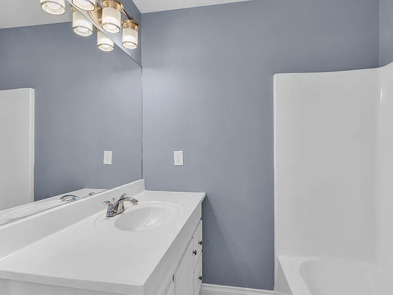 92 Georgia Ln — Photo 9