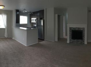 15401 E Temple Pl, Aurora, CO 80015