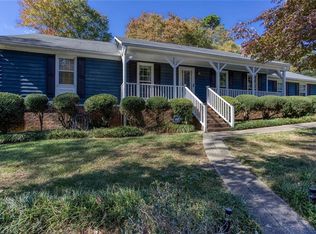2828 Clearbrook Dr, Marietta, GA 30068
